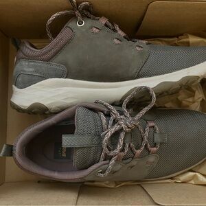 Teva Women's Canyonview RP Sneakers - Gray and Pink